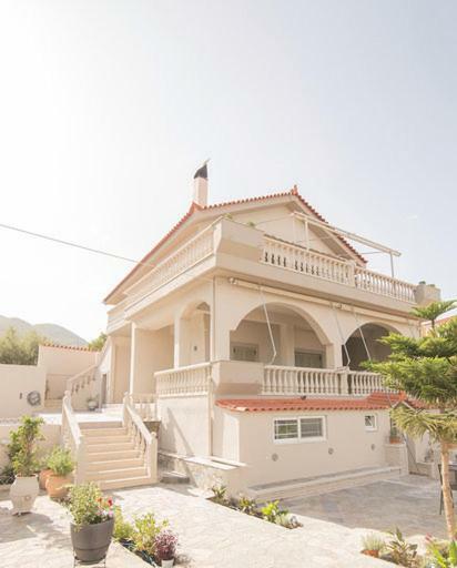 Panorama Pool Resort Kalamata Exterior photo